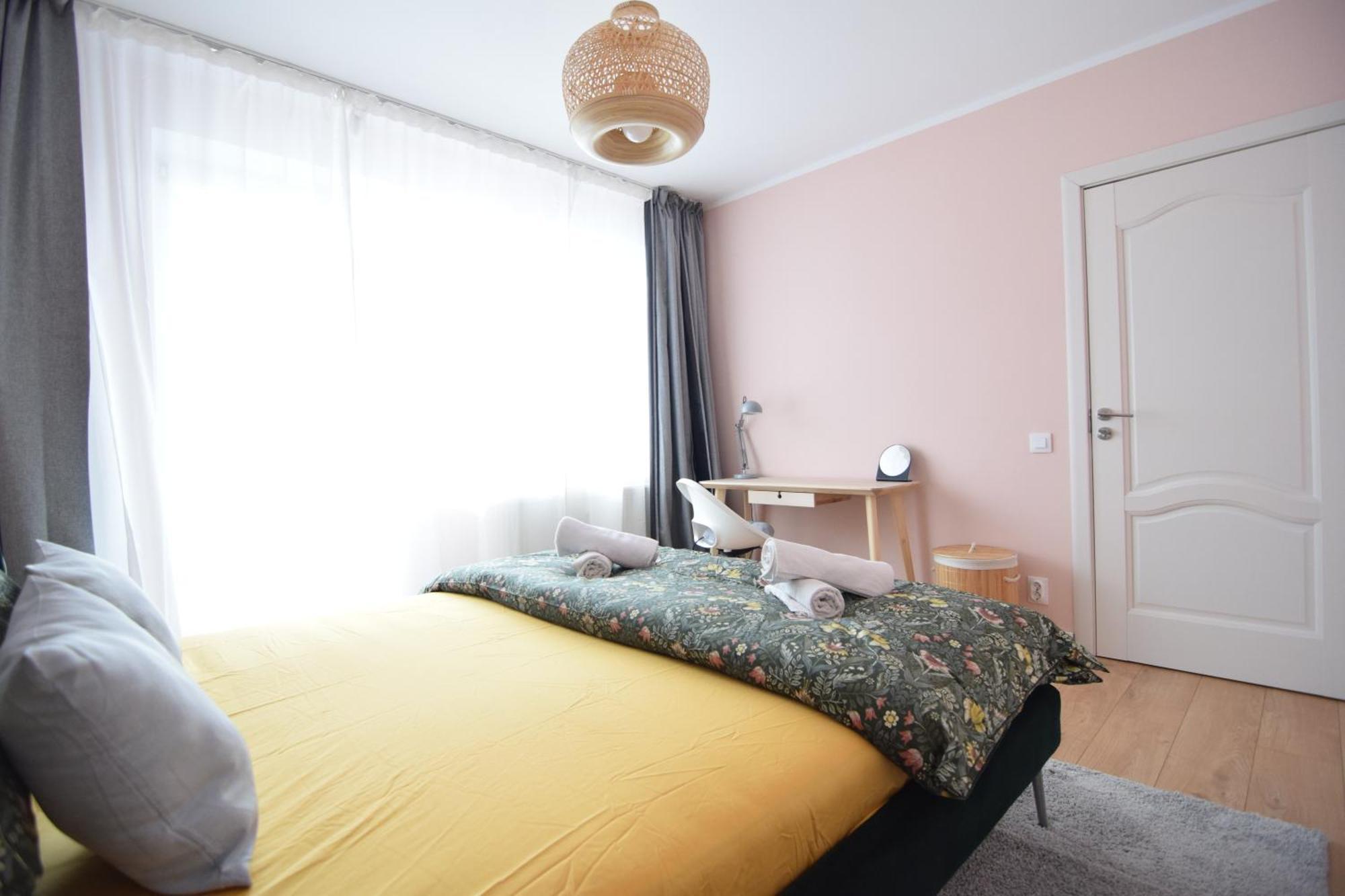 בוקרשט Stylish Apartment With Video Projector מראה חיצוני תמונה